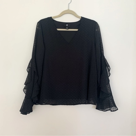 𝅺IZ Buyer Swiss Dot Blouse - Picture 3 of 10